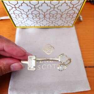 Kendra Scott gold bangle